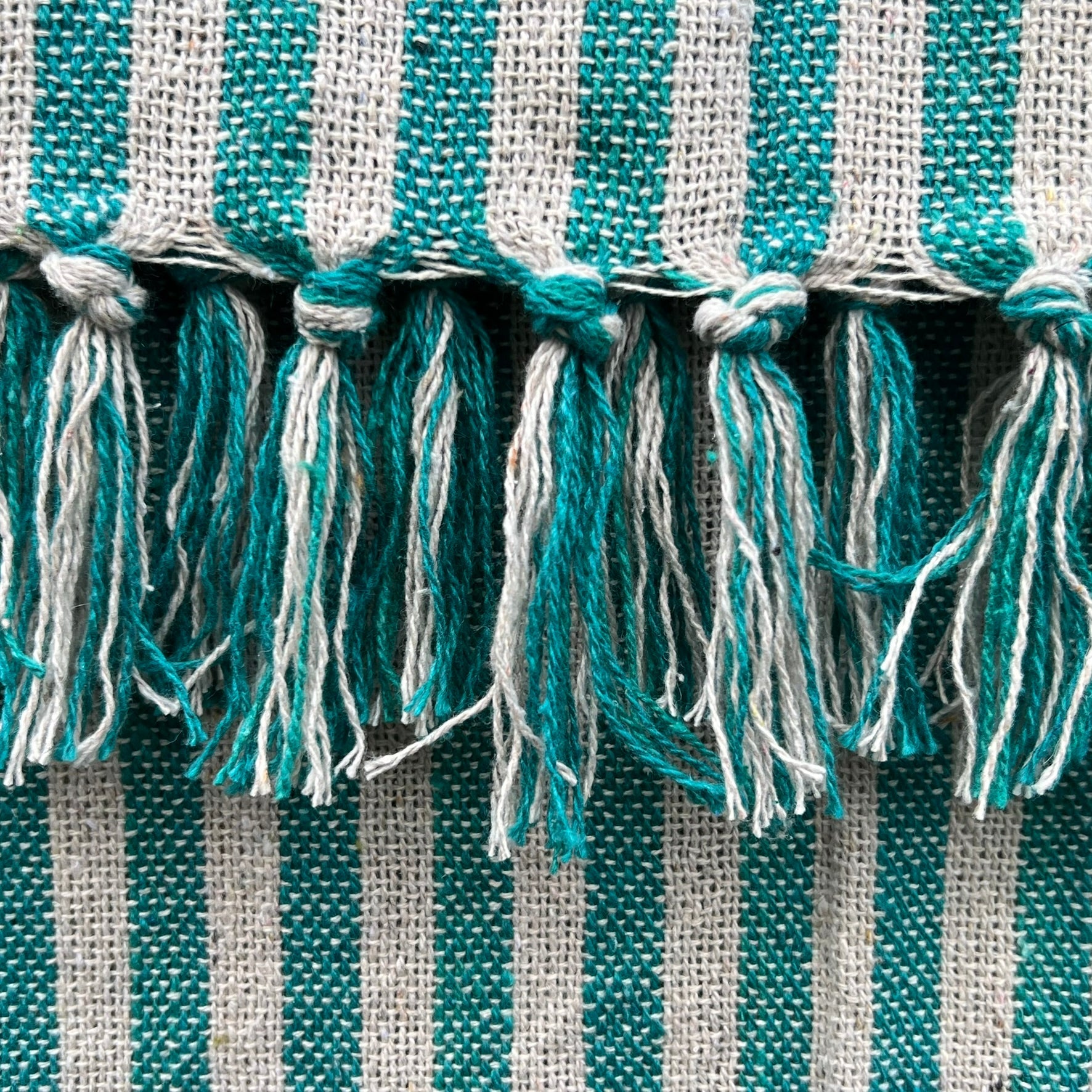 Provincial Throw Turquoise/Natural