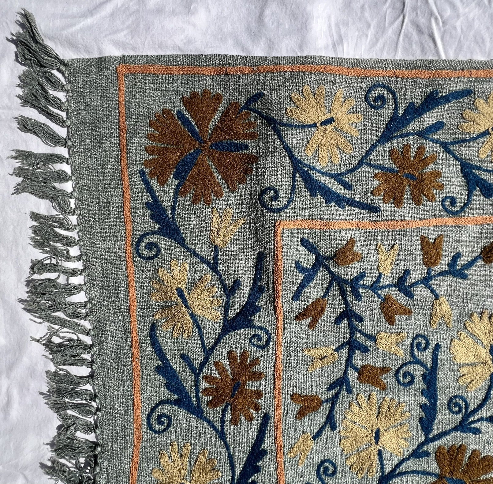 Suzani Slub Tapestry/Throw