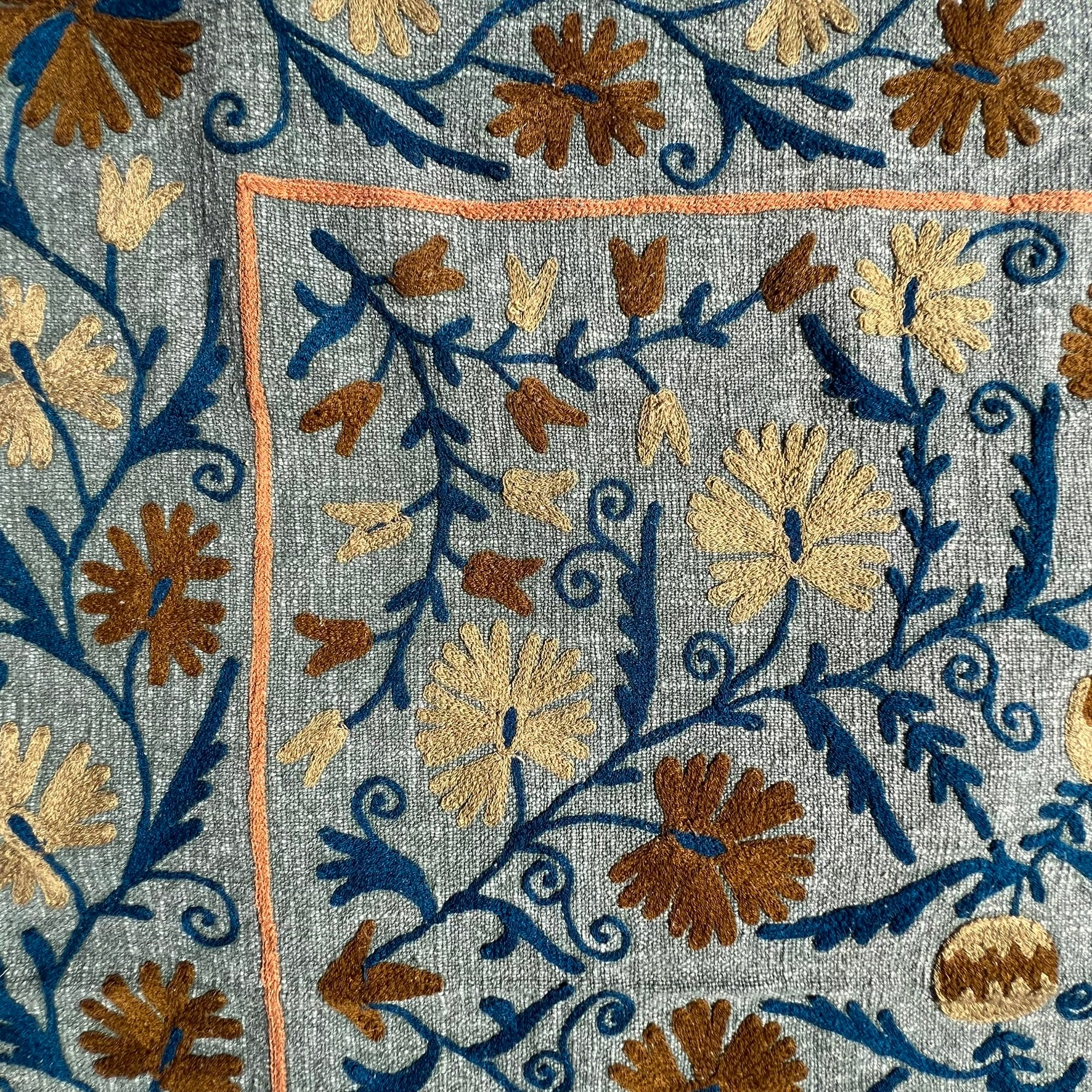 Suzani Slub Tapestry/Throw